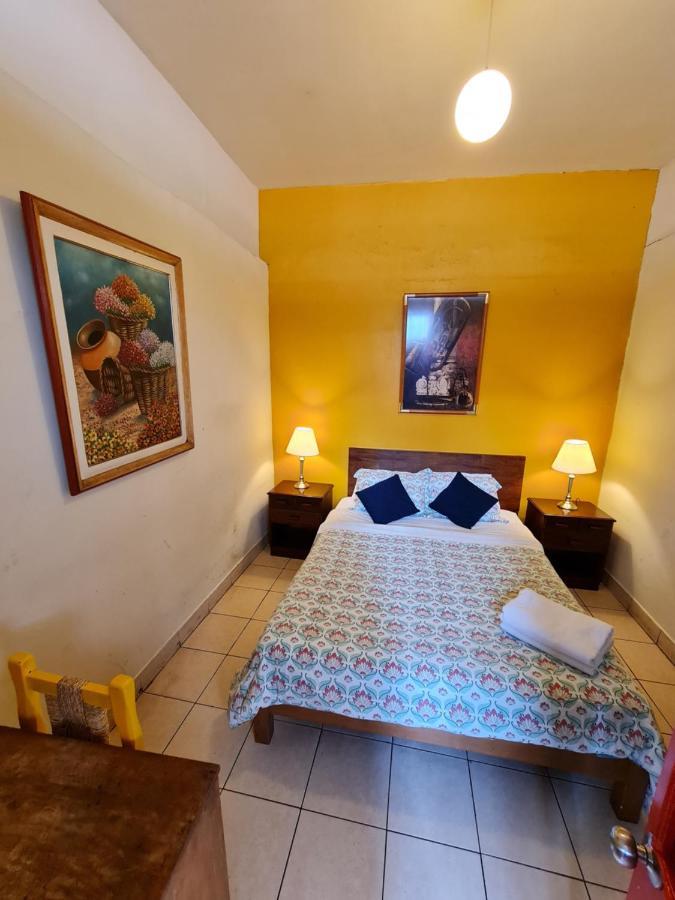 Flying Dog Hostel Lima Extérieur photo