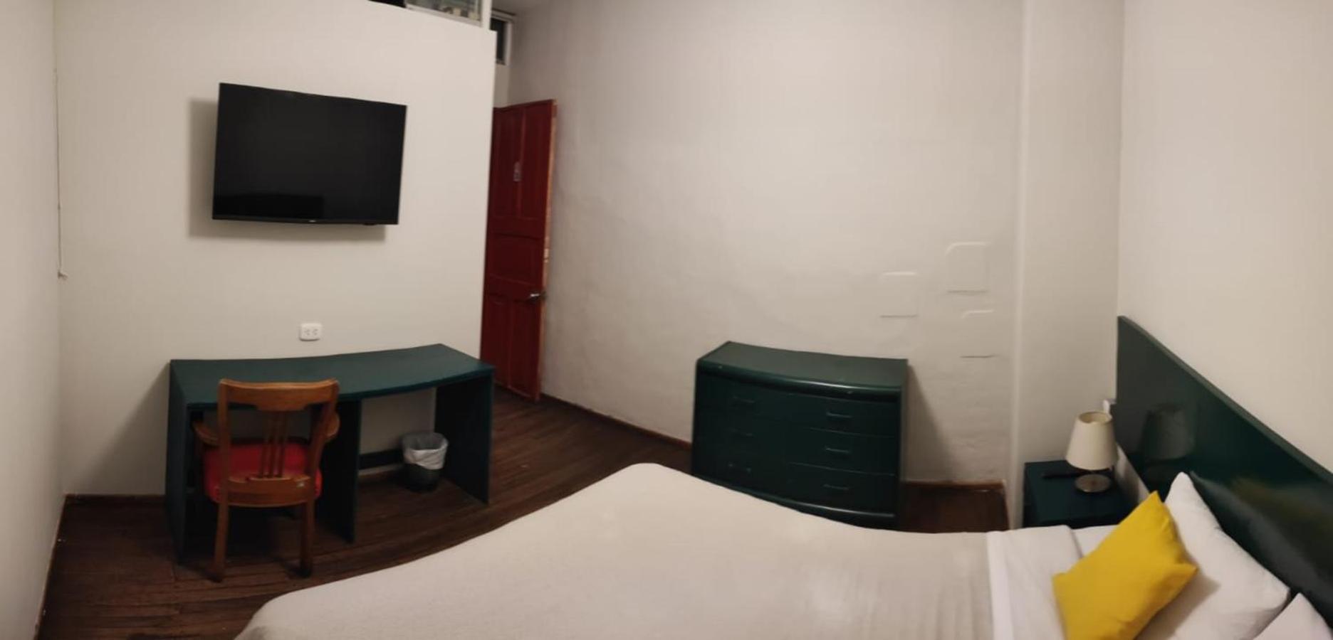 Flying Dog Hostel Lima Extérieur photo