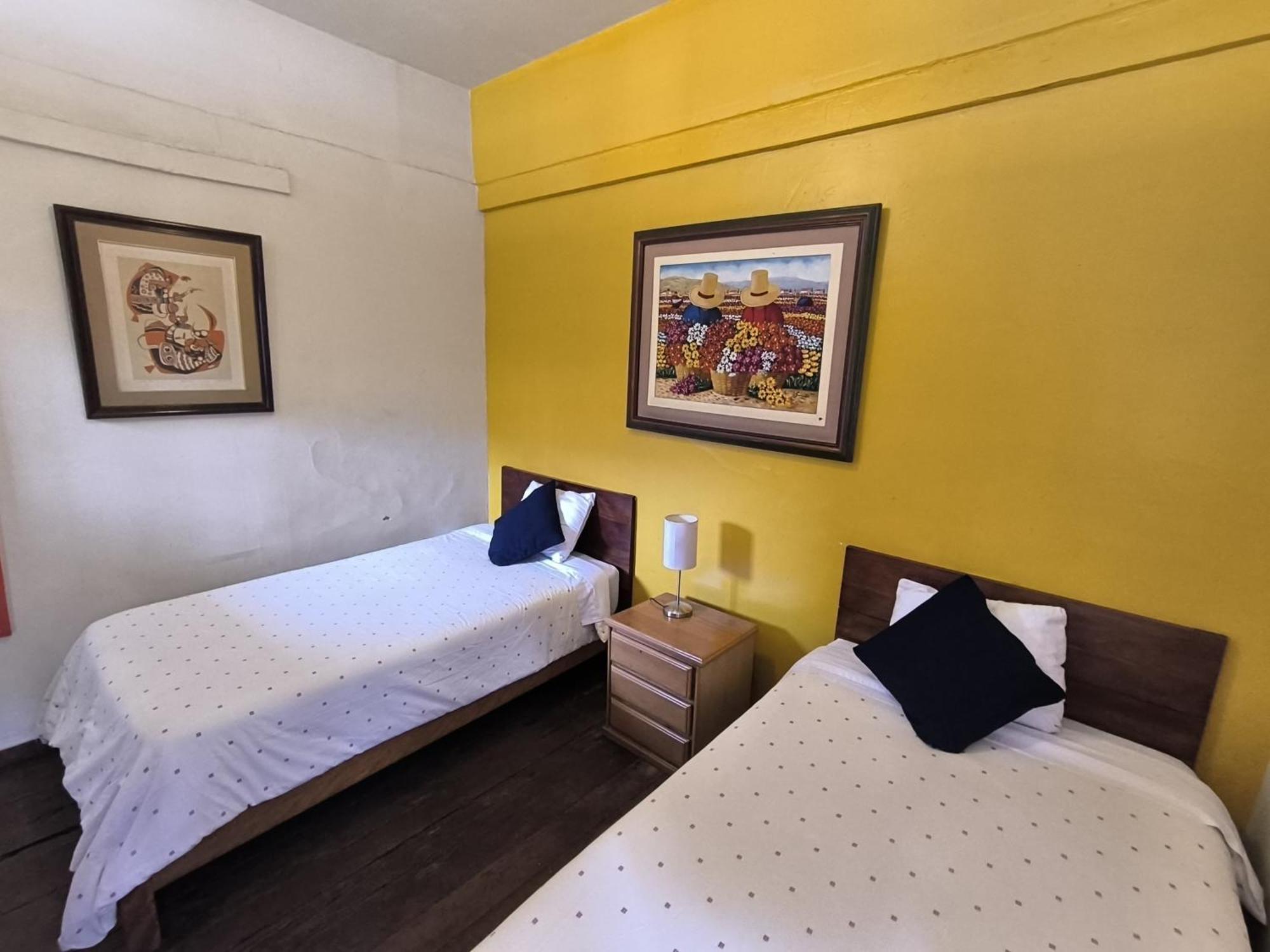 Flying Dog Hostel Lima Extérieur photo